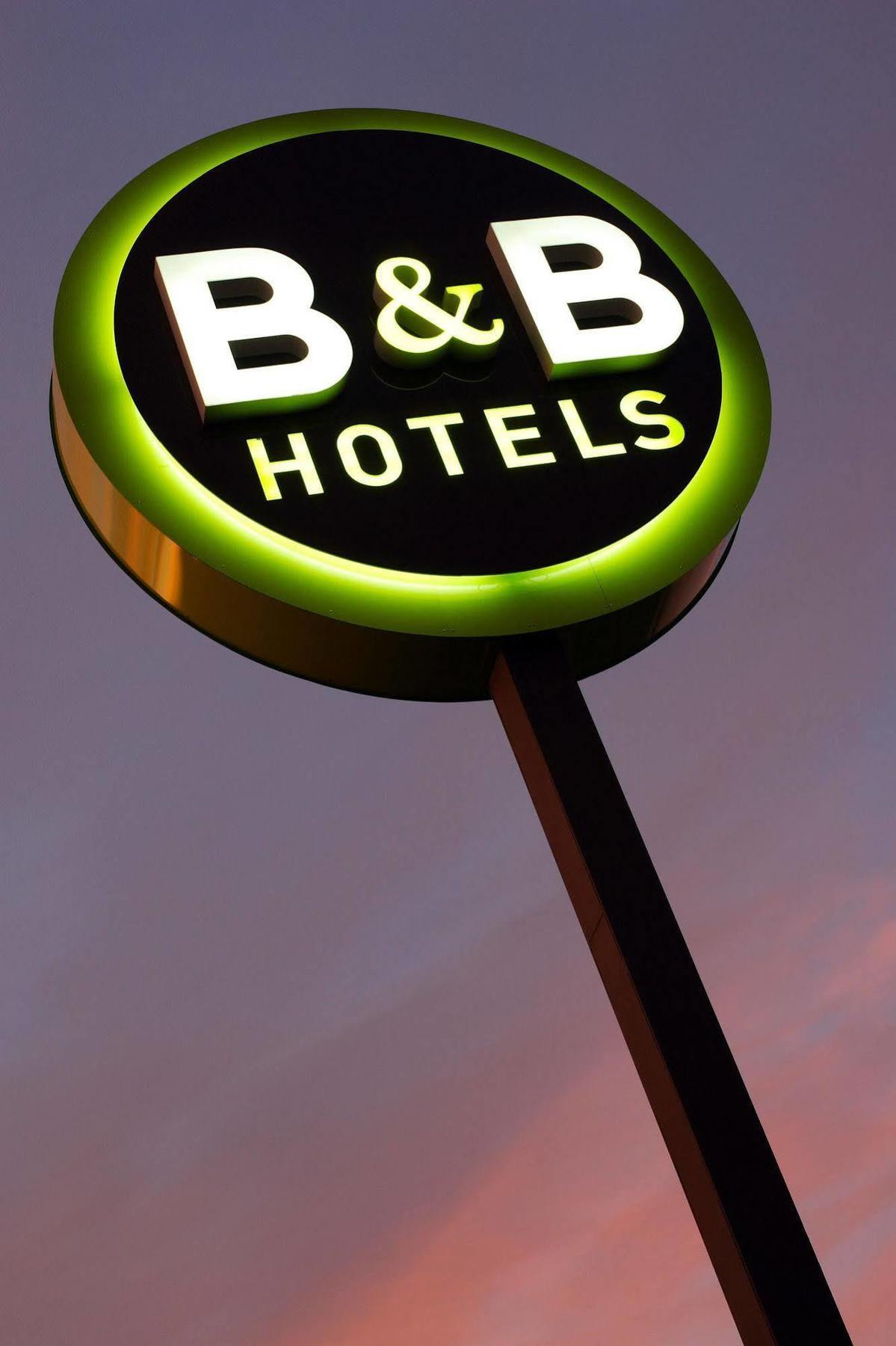 B&B Hotel Clermont-Ferrand Le Brezet Aeroport Exteriör bild